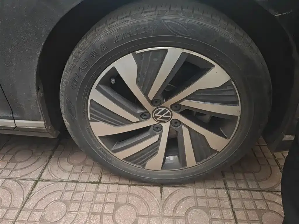 Volkswagen Magotan GTE PHEV 2022 из CN, фото 9