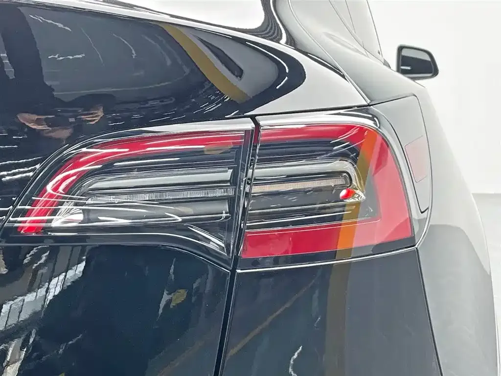 Tesla Model Y 2022 из CN, фото 10
