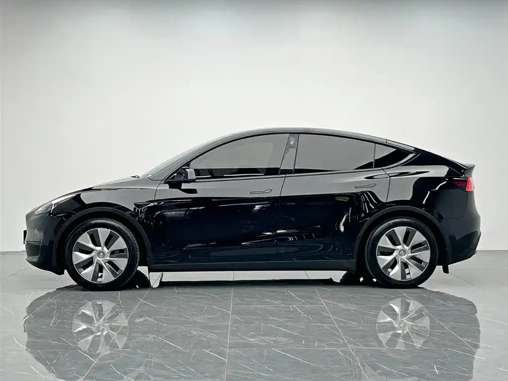 Tesla Model Y 2022 из CN, фото 3
