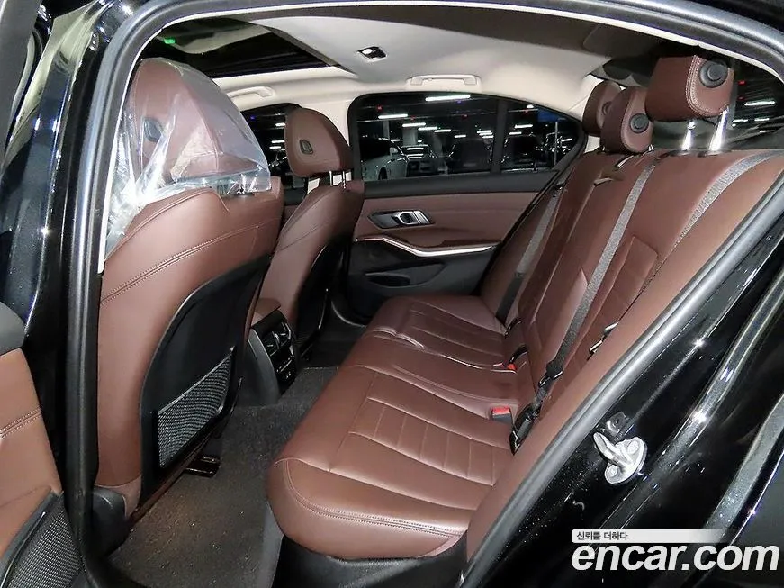 BMW 3-Series 2022 из KR, фото 8