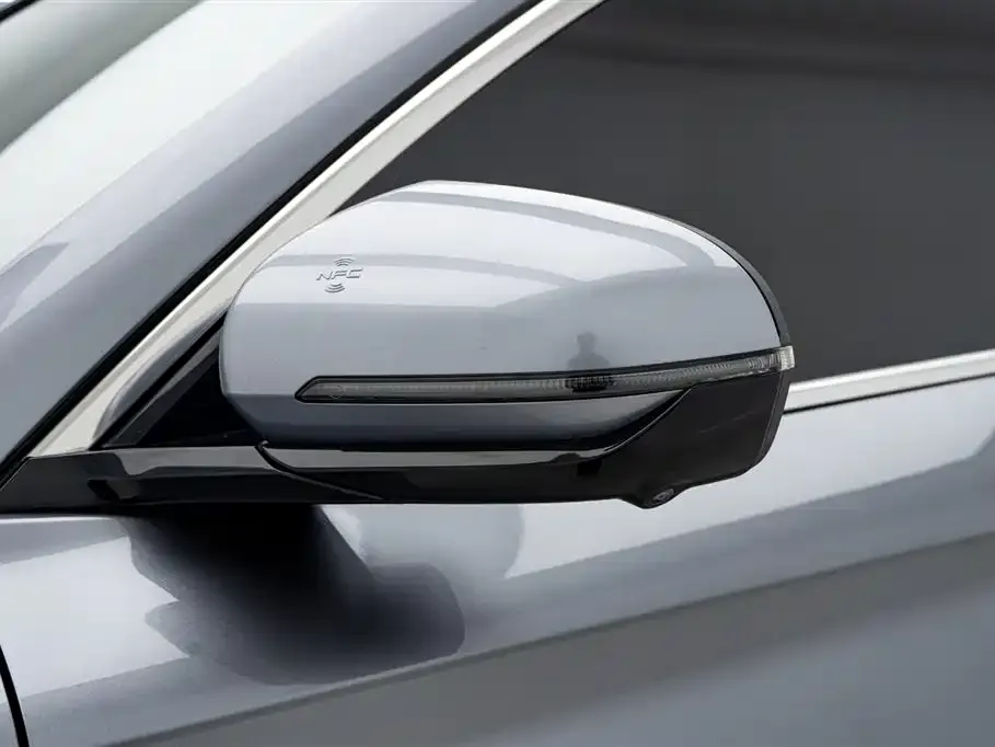 BYD PLUS New Energy — фото 8
