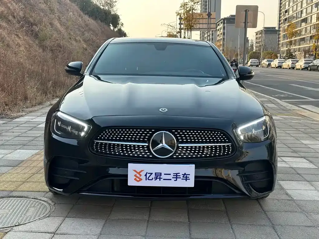 Mercedes-Benz E-Class (Import) 2022 из CN, фото 2