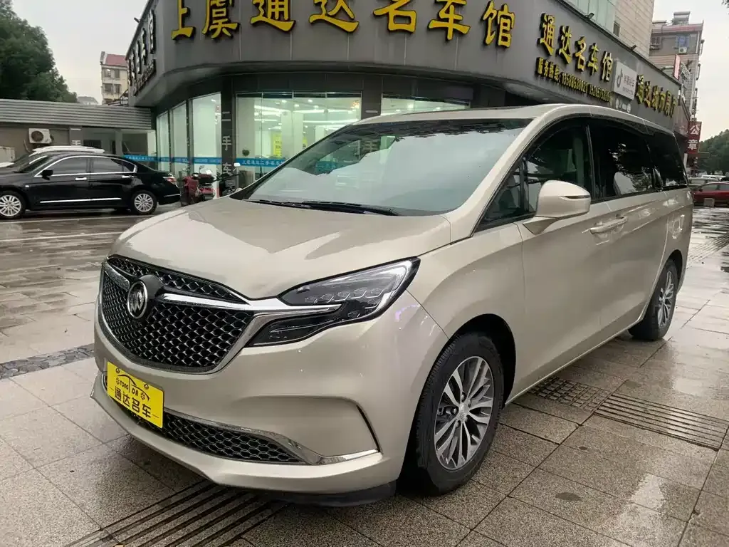 Buick GL8 2021 из CN, фото 2
