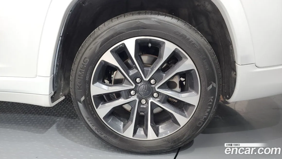 Jeep Cherokee 2021 из KR, фото 5