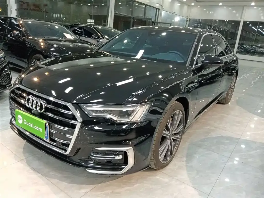 Audi A6L — фото 2