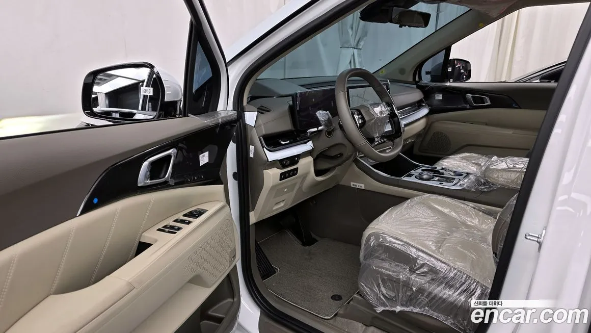 Kia Carnival — фото 10