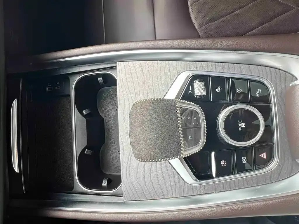 Chery Tiggo 8 PRO — фото 10