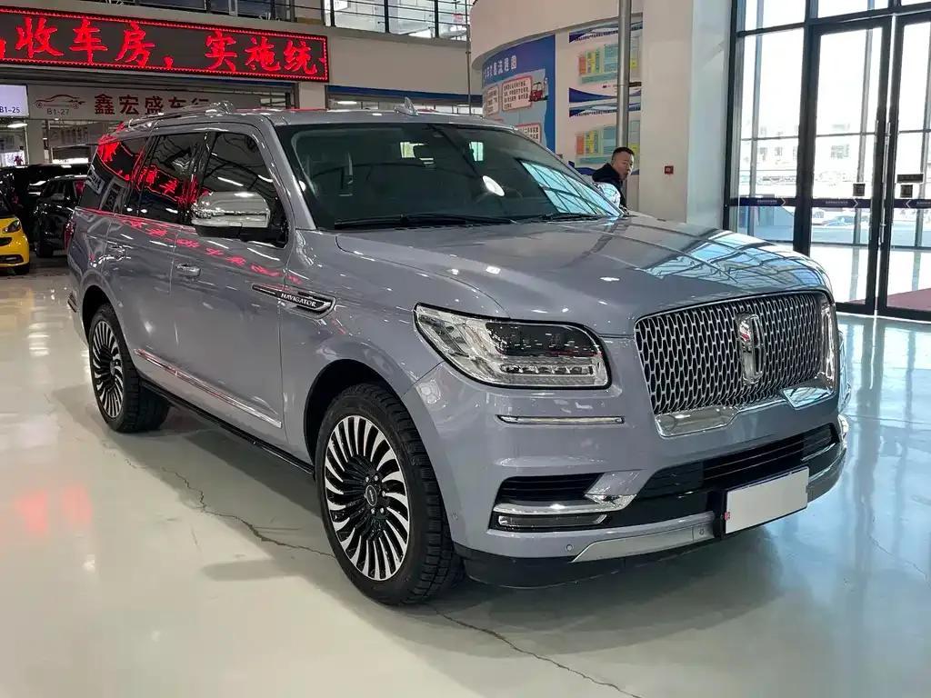 Lincoln Navigator 2022 из CN, фото 3