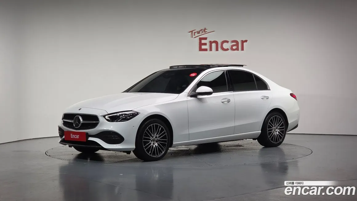 Mercedes-Benz C-Class — фото 1