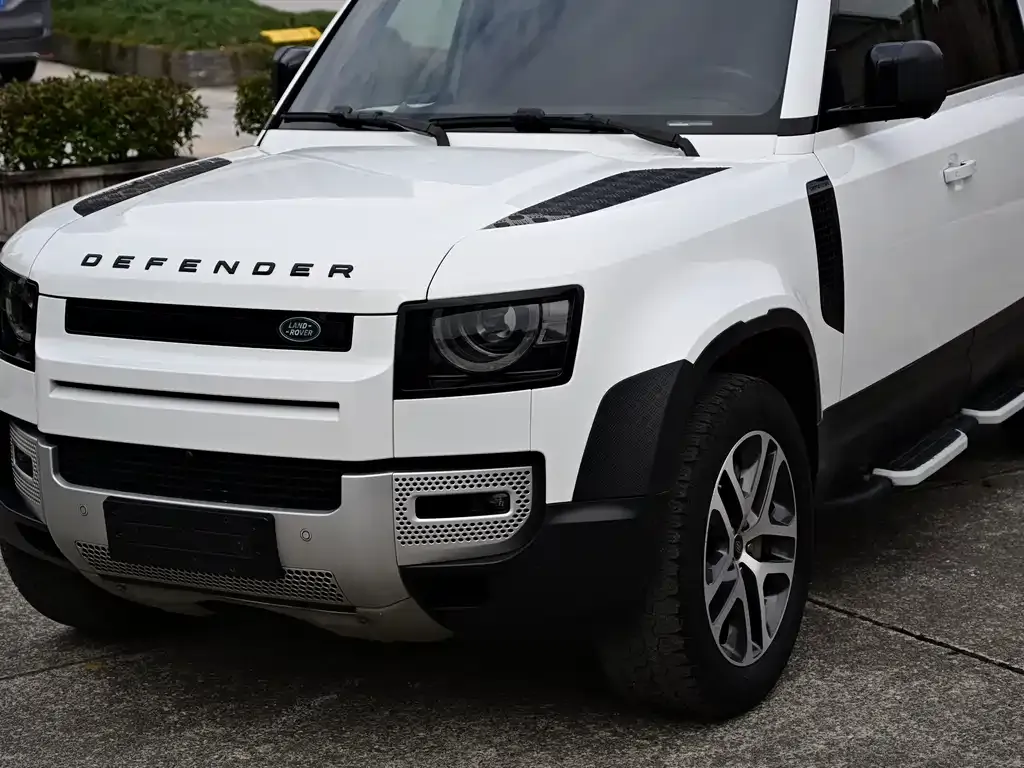 Land Rover Defender — фото 9