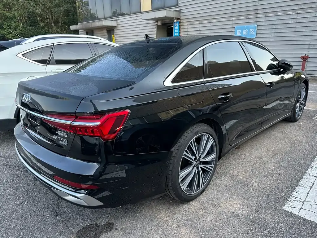 Audi A6L 2024 из CN, фото 3