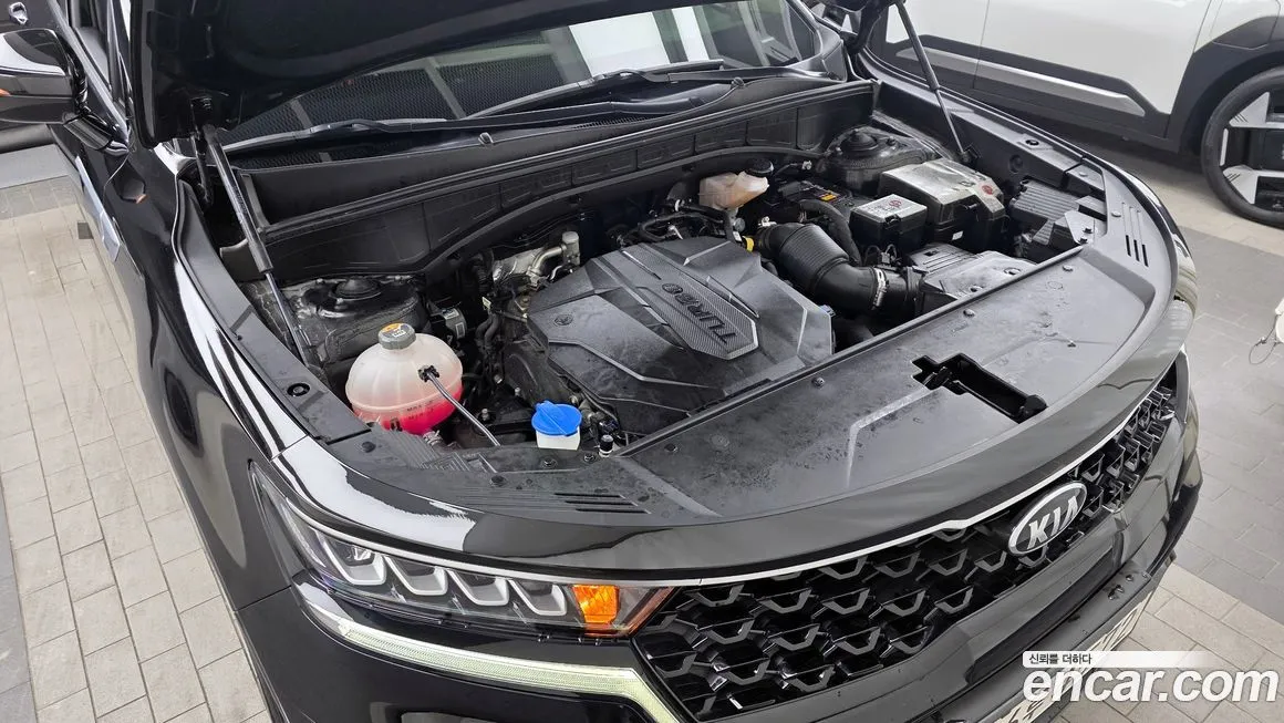 Kia Sorento — фото 6