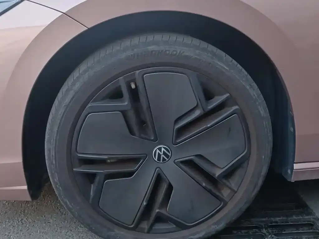 Volkswagen Passat 2024 из CN, фото 7