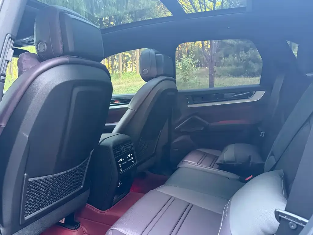 Porsche Cayenne 2024 из CN, фото 6