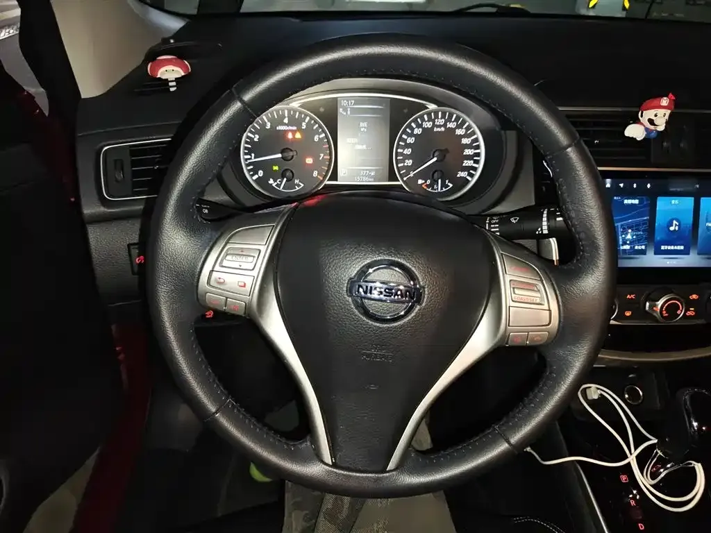 Nissan Tiida 2023 из CN, фото 3