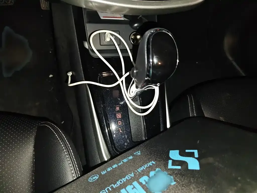 Nissan Tiida 2023 из CN, фото 7