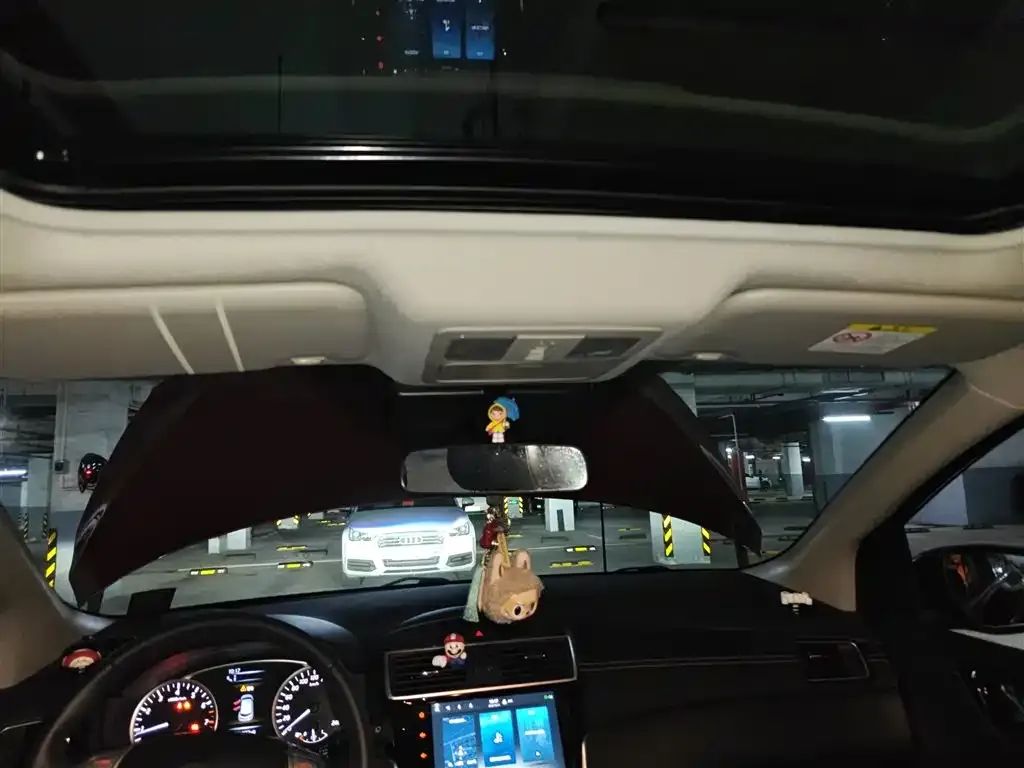 Nissan Tiida 2023 из CN, фото 9