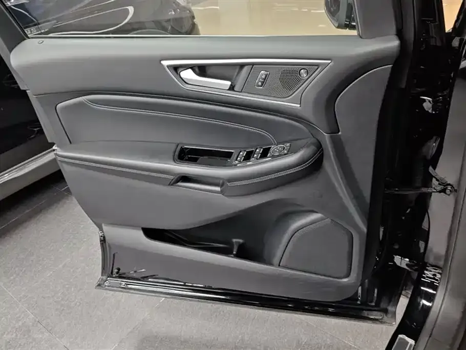 Ford Edge 2021 из CN, фото 7