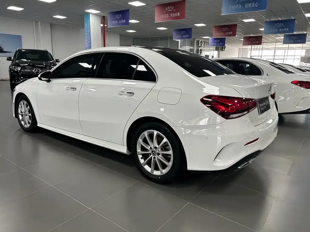 Mercedes-Benz A-Class 2021 из CN, фото 7