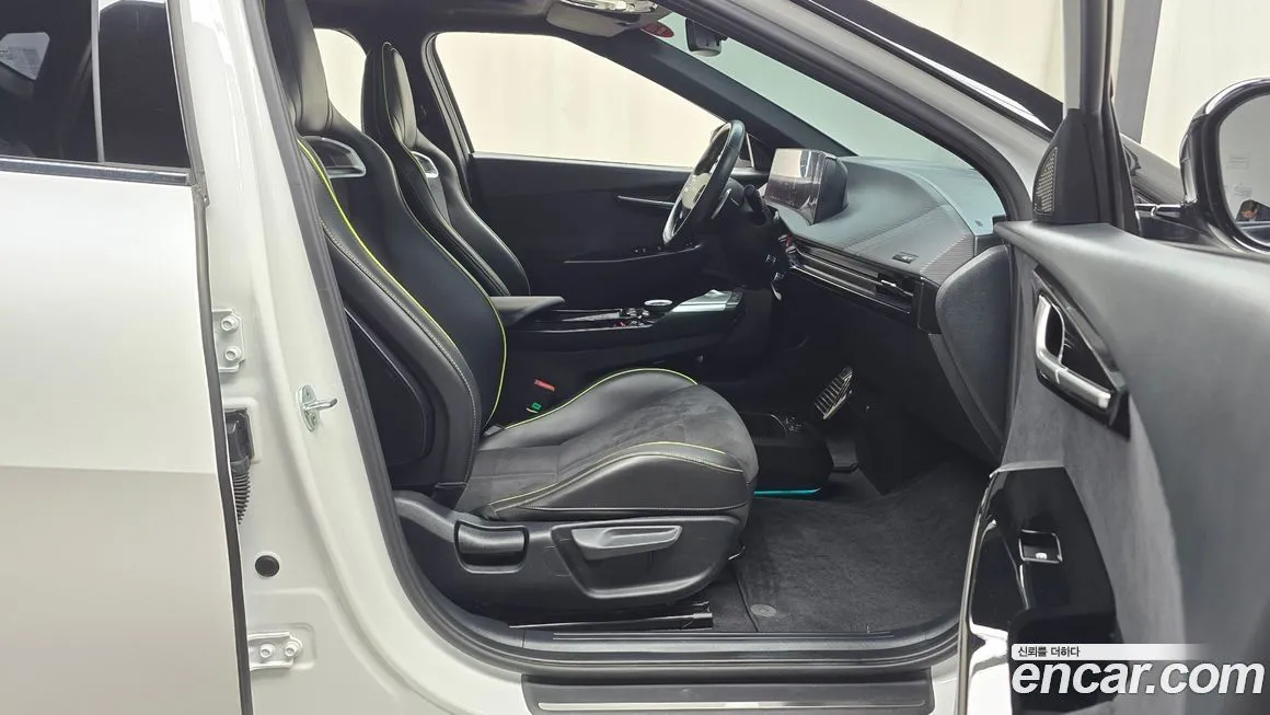 Kia EV6 2023 из KR, фото 10