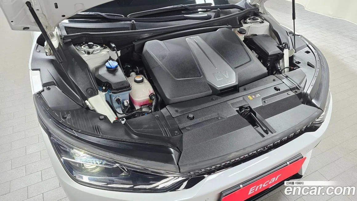 Kia EV6 2023 из KR, фото 6
