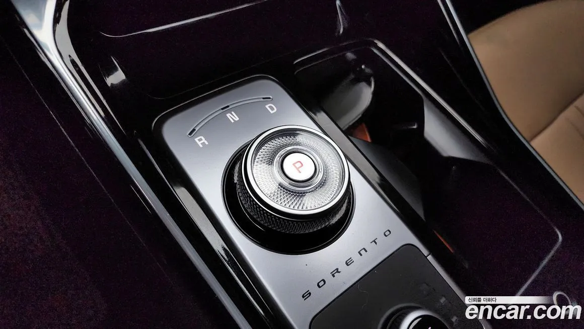 Kia Sorento — фото 9