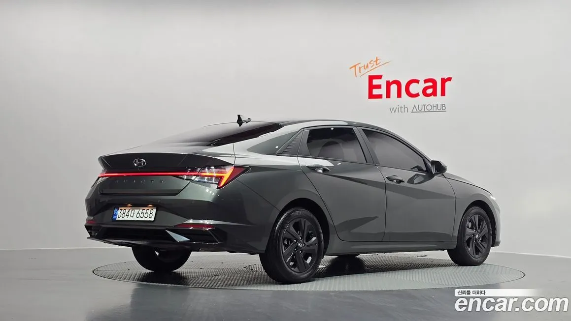 Hyundai AVANTE — фото 2
