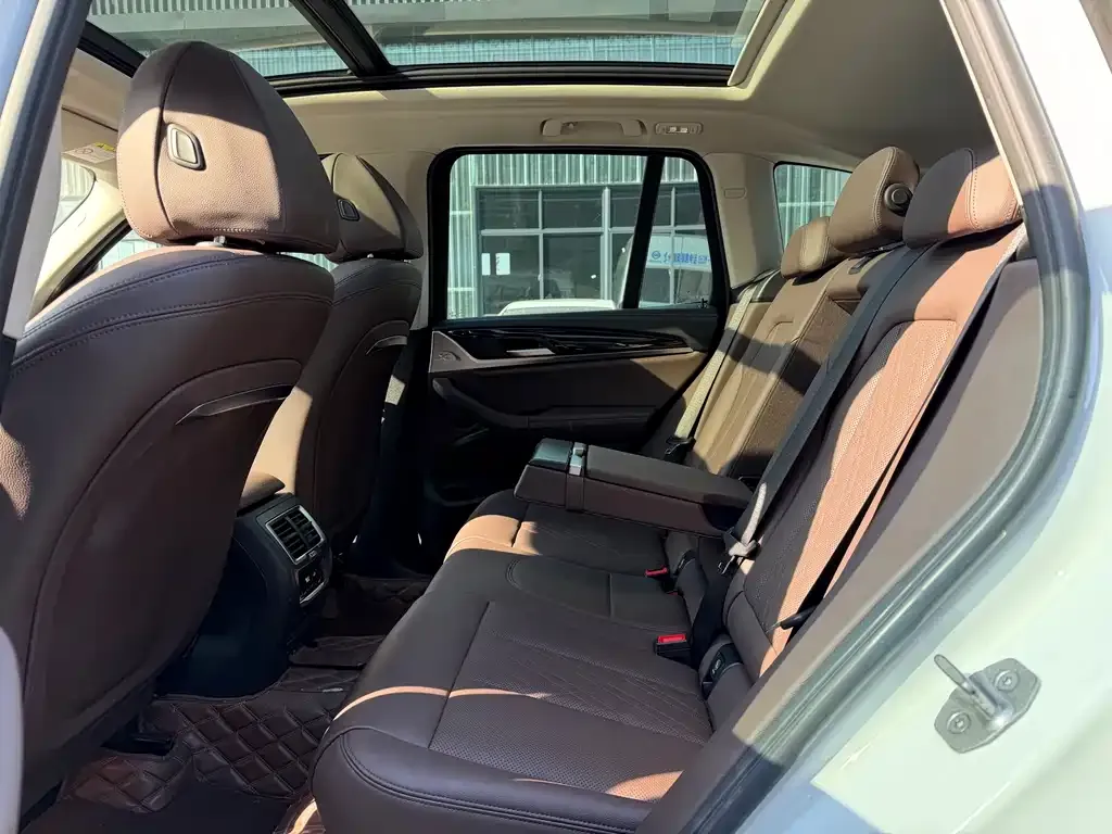 BMW X3 2022 из CN, фото 9