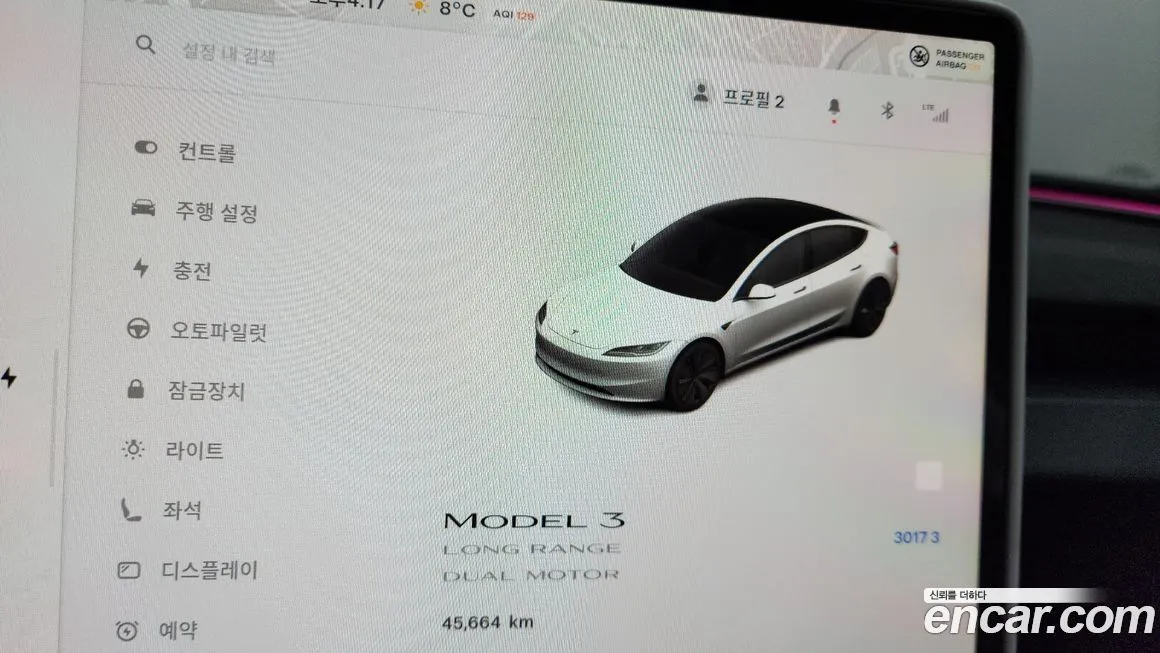 Tesla Model 3 — фото 8
