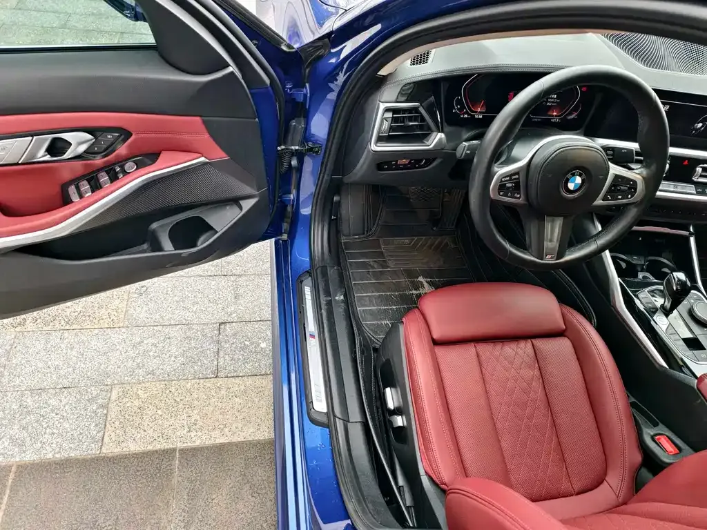 BMW 3 Series 2021 из CN, фото 10