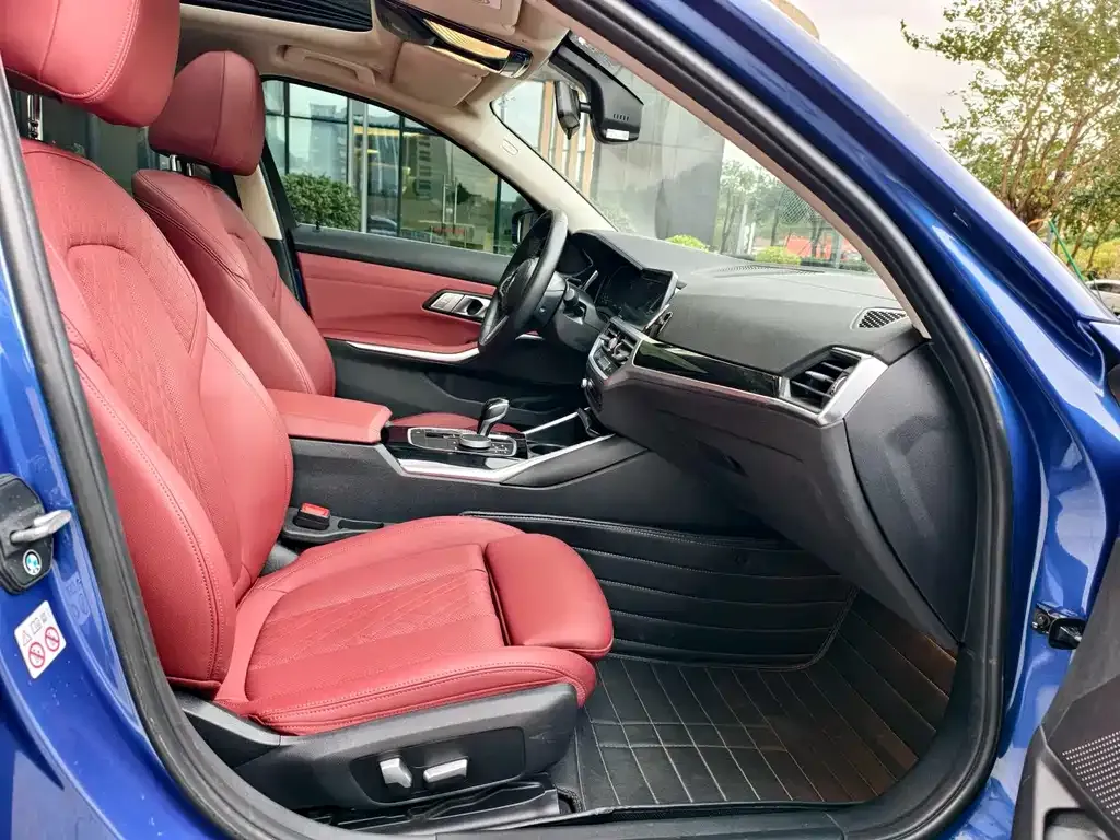 BMW 3 Series 2021 из CN, фото 7