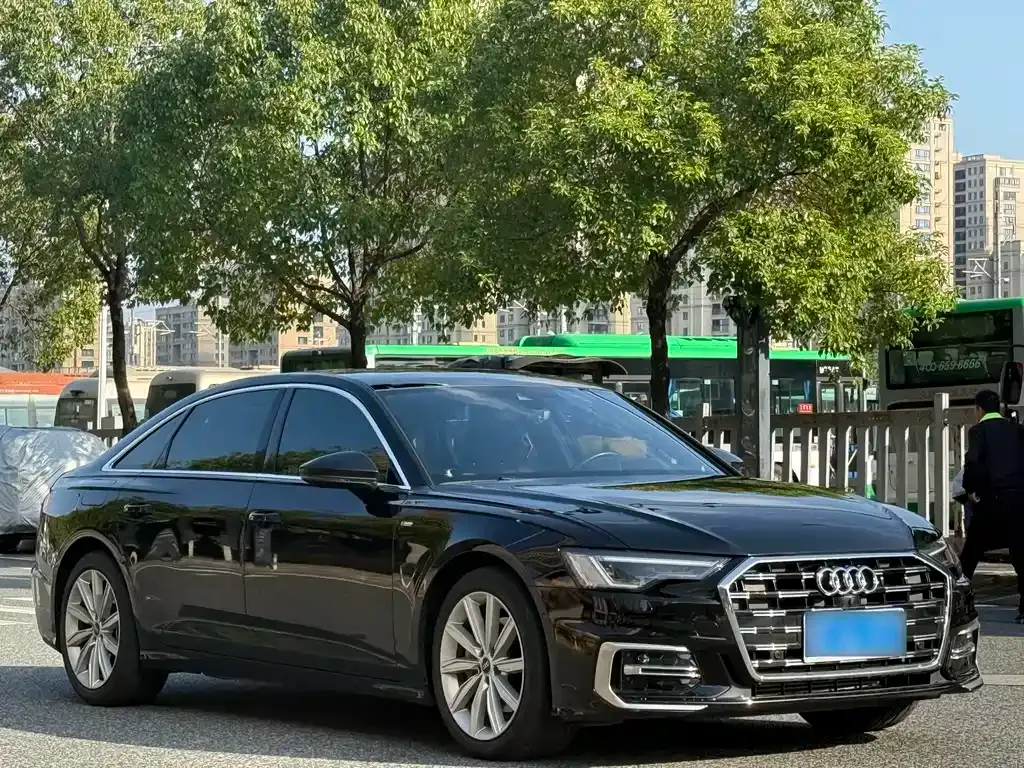Audi A6L 2024 из CN, фото 3
