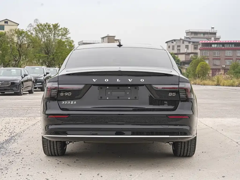 Volvo S90 2025 из CN, фото 8