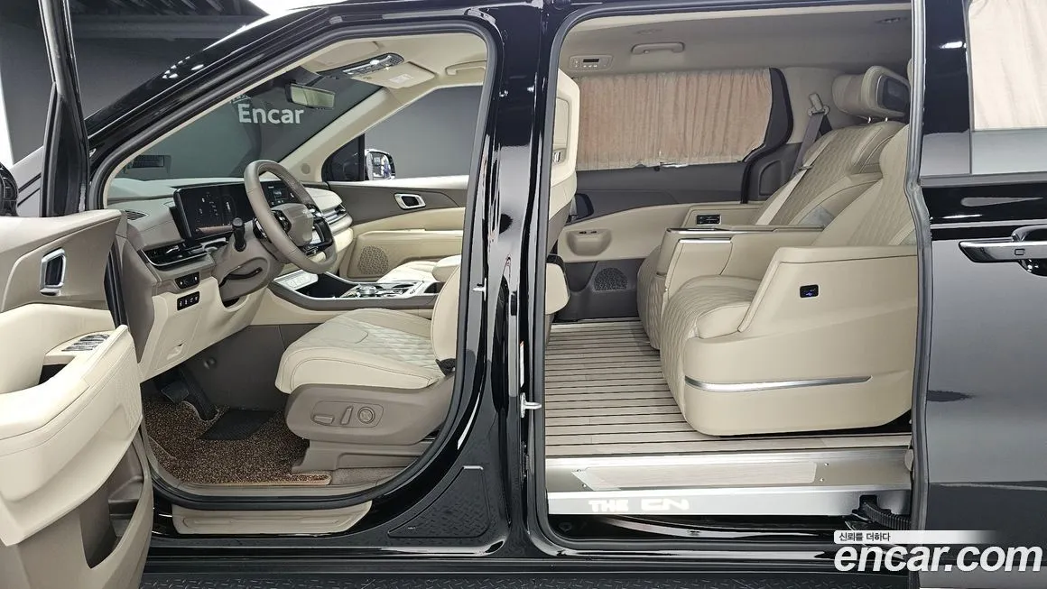 Kia Carnival — фото 10