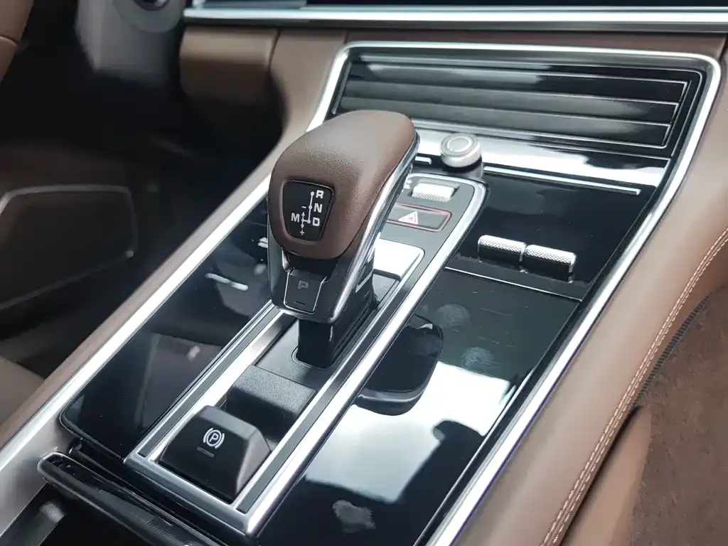 Porsche Panamera 2024 из CN, фото 8