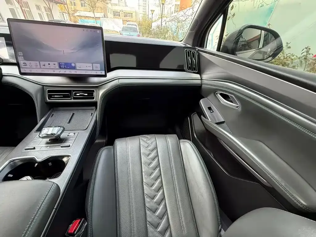 BYD L DM-i 2025 из CN, фото 8