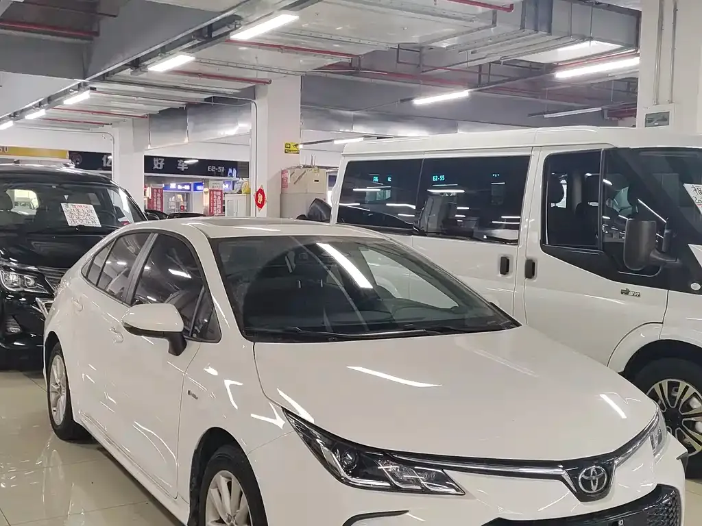 Toyota Corolla 2024 из CN, фото 2