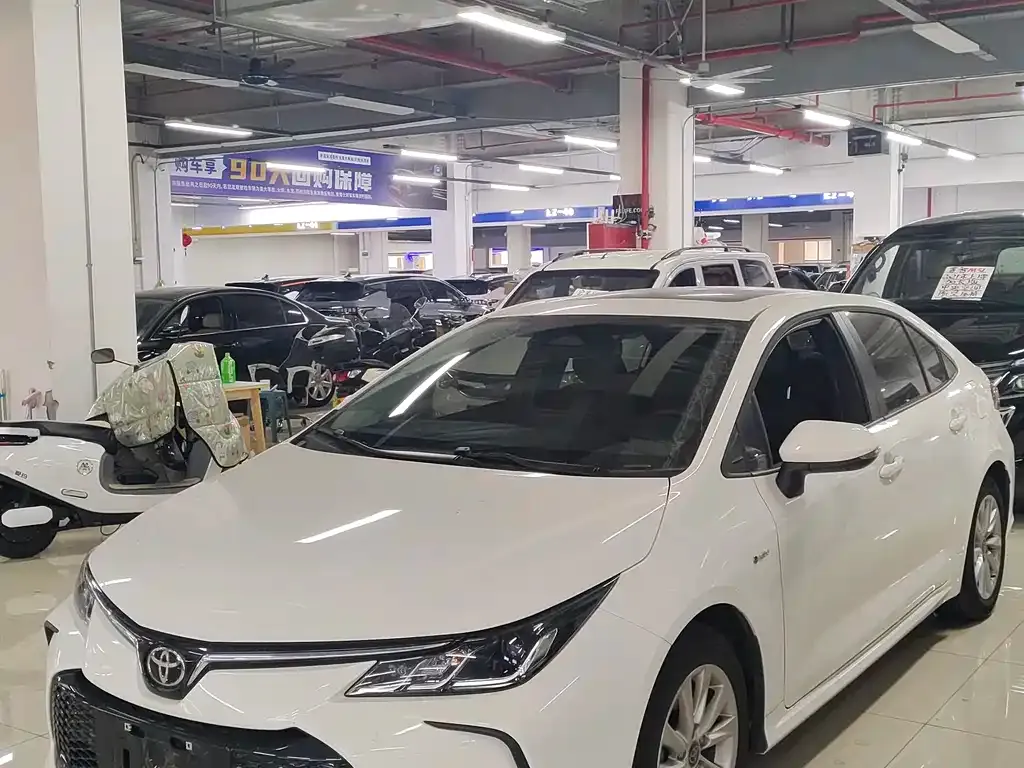 Toyota Corolla 2024 из CN, фото 3