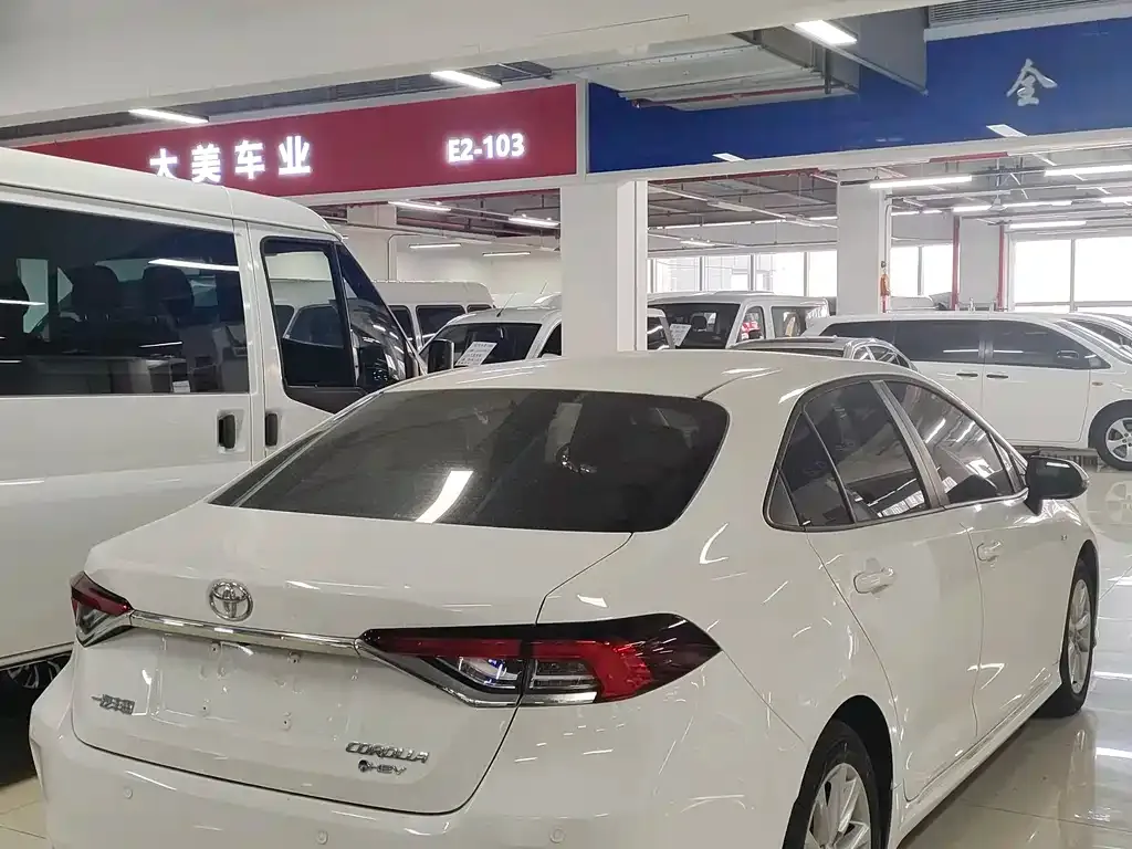 Toyota Corolla 2024 из CN, фото 9