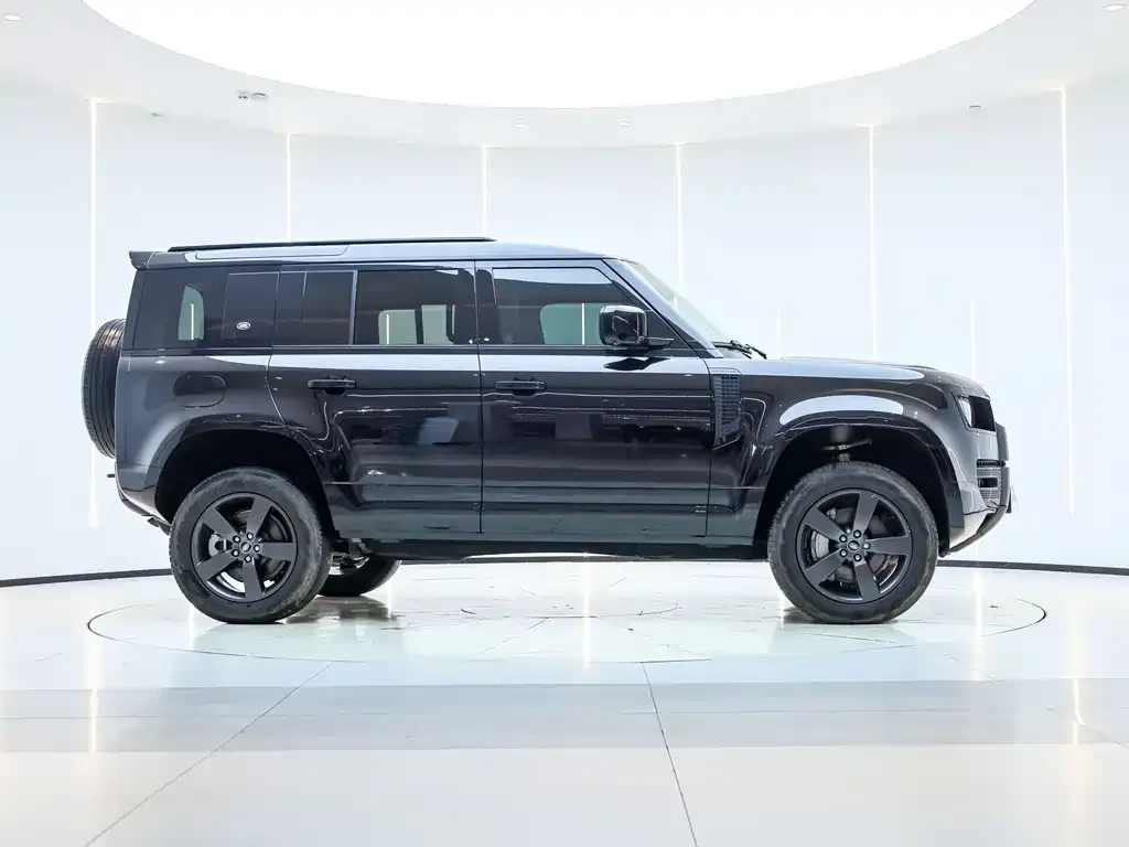 Land Rover Defender — фото 4
