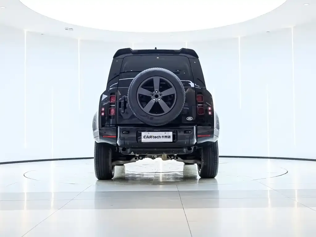 Land Rover Defender — фото 9