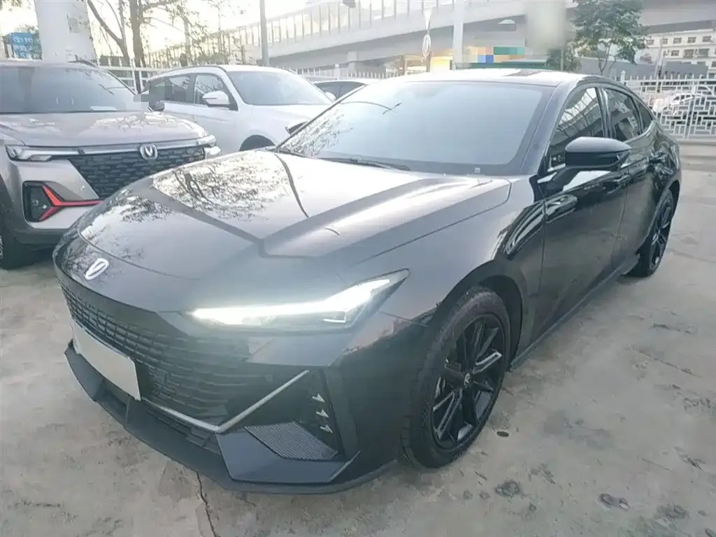 Changan UNI-V 2024 из CN, фото 2