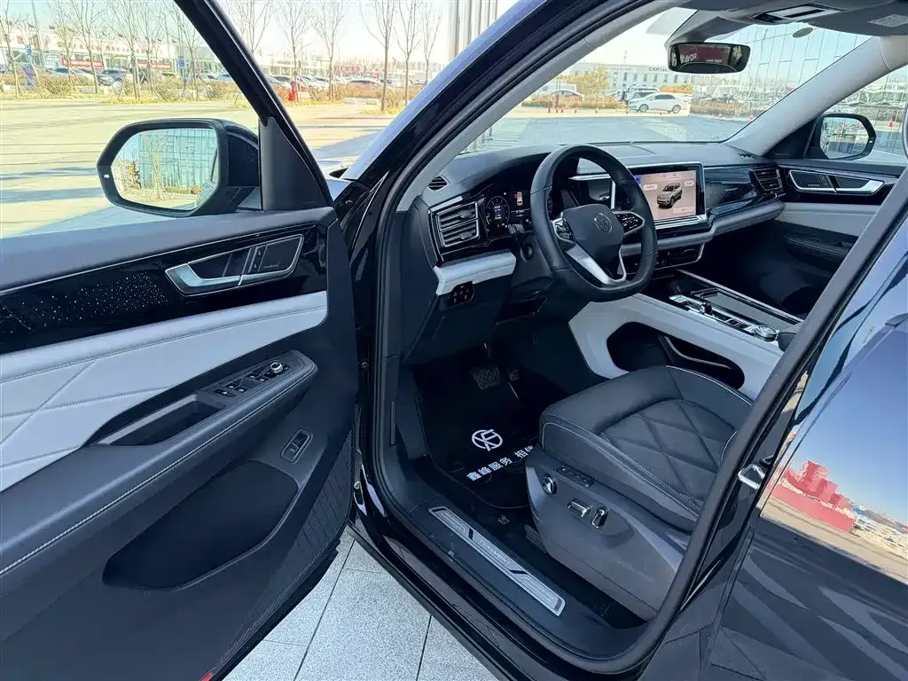 Volkswagen Teramont 2024 из CN, фото 4