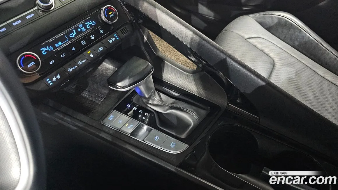 Hyundai AVANTE 2021 из KR, фото 9