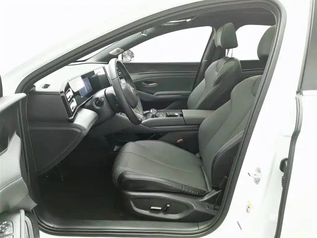 BYD Qin L 2025 из CN, фото 10