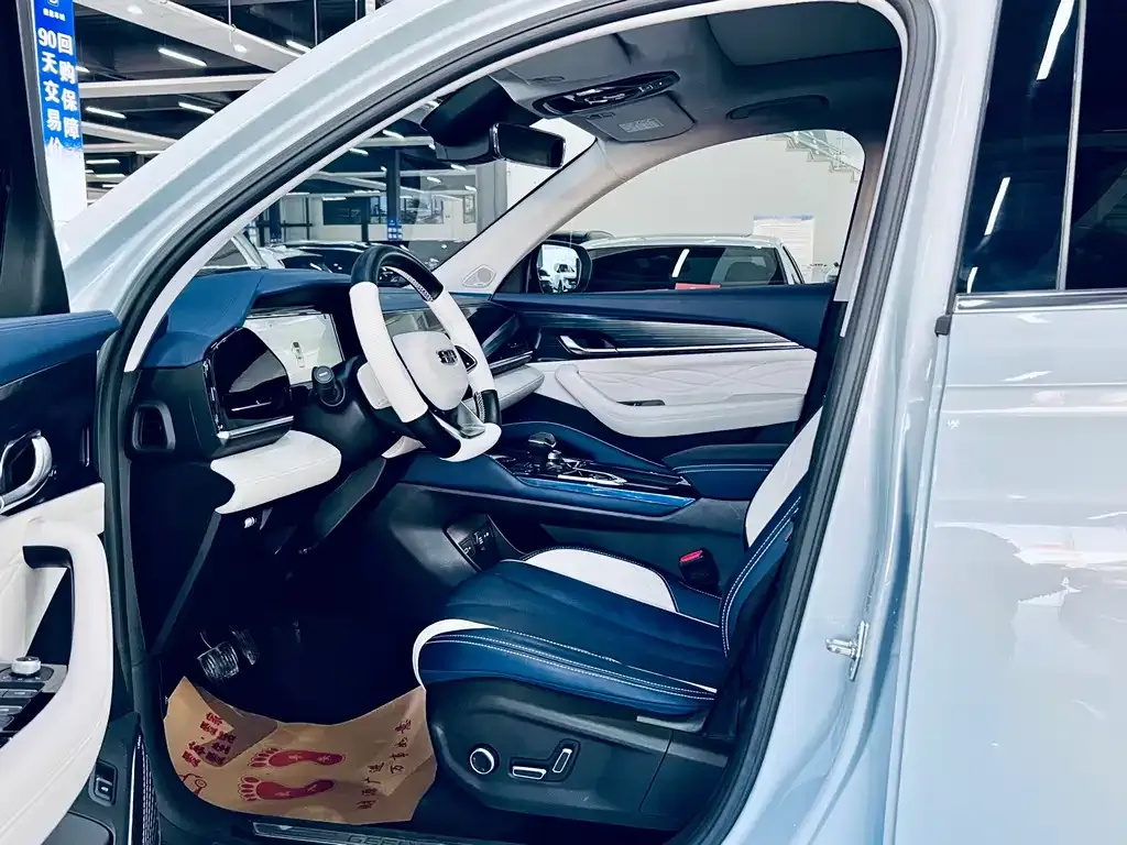 Geely Xingyue L 2022 из CN, фото 4