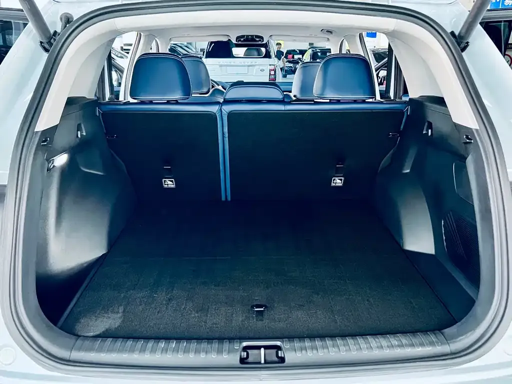Geely Xingyue L 2022 из CN, фото 7