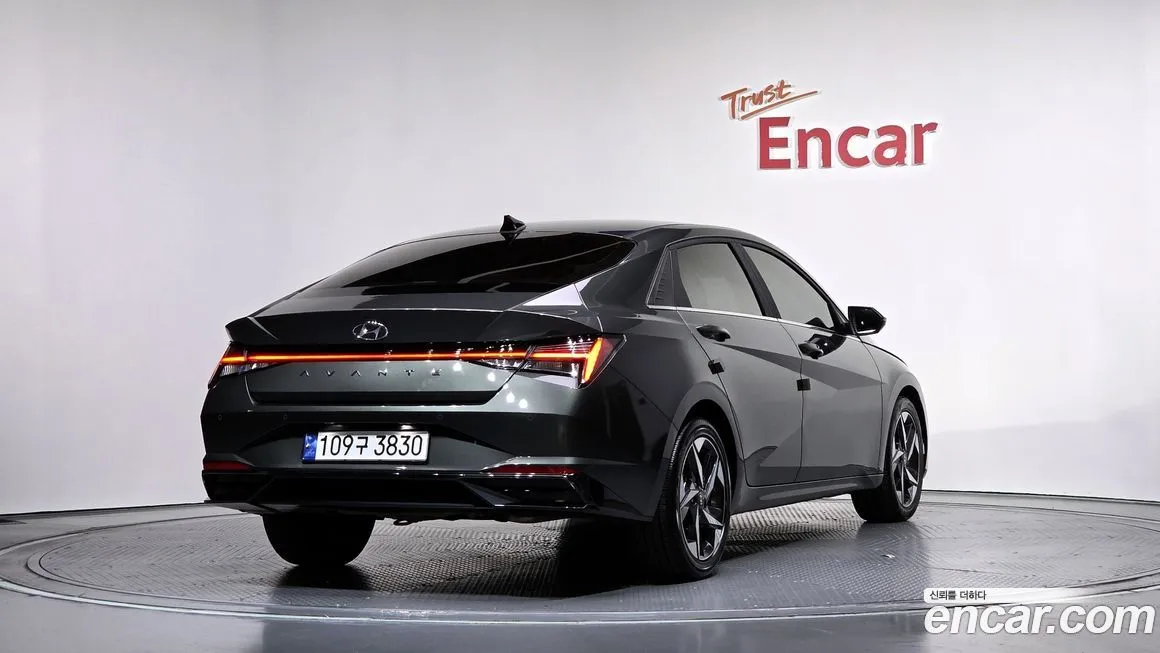 Hyundai AVANTE — фото 2