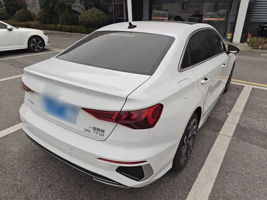 Audi A3 2024 из CN, фото 7