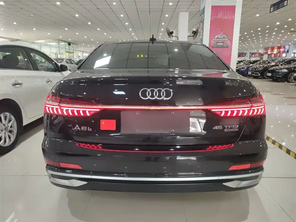 Audi A6L — фото 6